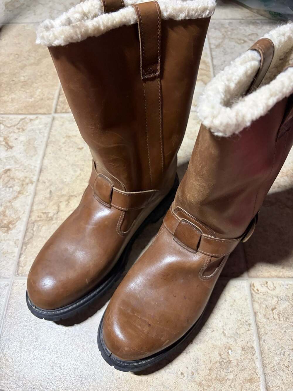 Timberland Women's Nellie Waterproof Leather Pull-On Fur Lined Boots